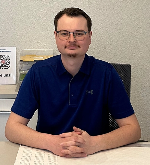 Max, Teammitglied der Fahrschule M&M Hillmann