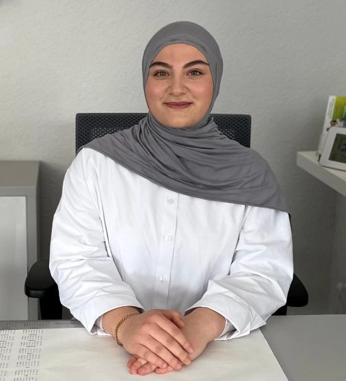 Sahra, Teammitglied der Fahrschule M&M Hillmann