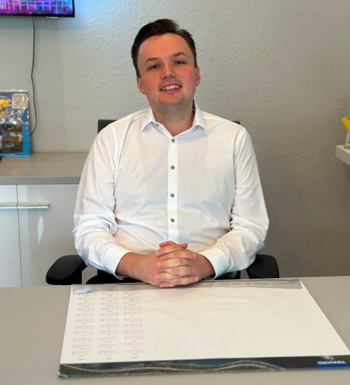 Leon, Teammitglied der Fahrschule M&M Hillmann